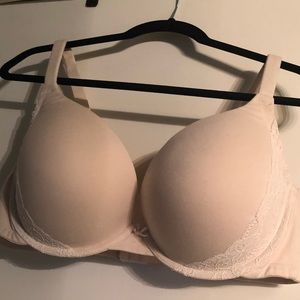 44D Cacique Lane Bryant cream color bra
